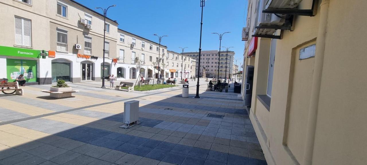 Central Apartament La Malul Marii 3 Camere & Living Μανγκάλια Εξωτερικό φωτογραφία