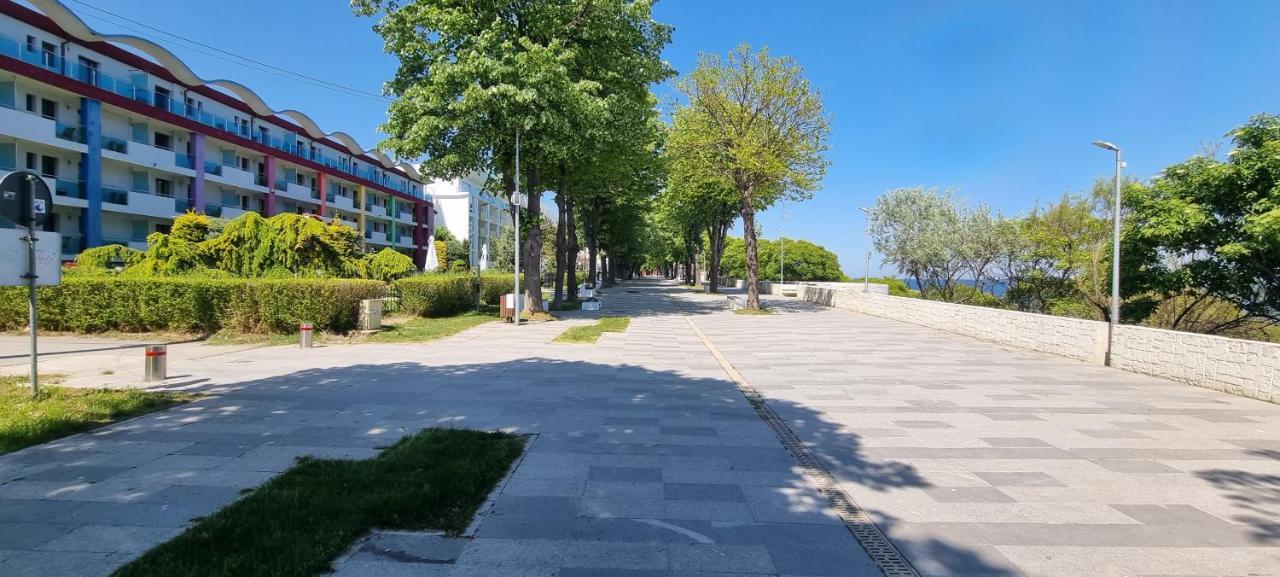 Central Apartament La Malul Marii 3 Camere & Living Μανγκάλια Εξωτερικό φωτογραφία